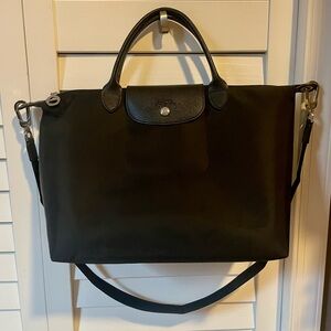 Longchamp Le Pliage Neo M Black Shoulder Tote Bag Discontinued
